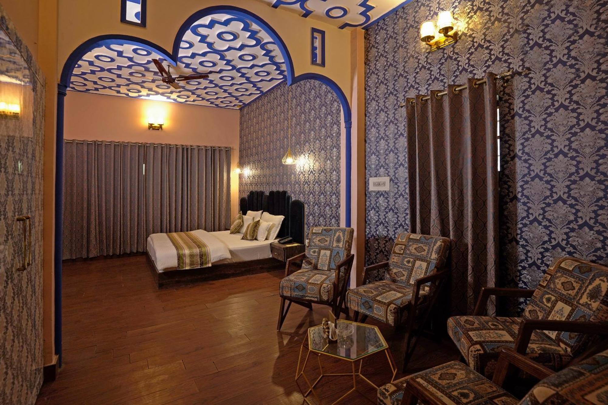 SPOT ON 66069 Nanki Palace Ajmer Bagian luar foto